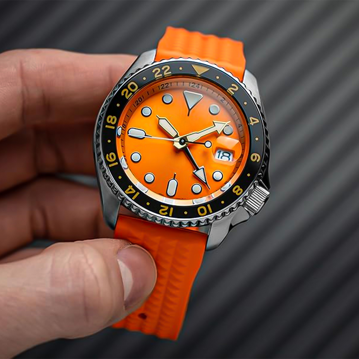 FKM Rubber Waffle Watch Strap  - đánh giá và giá Rubber Strap Diver