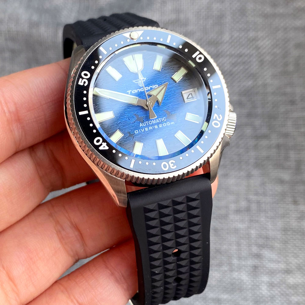 37mm Tandorio 200m Diving NH35 - đánh giá và giá Rubber Strap Diver
